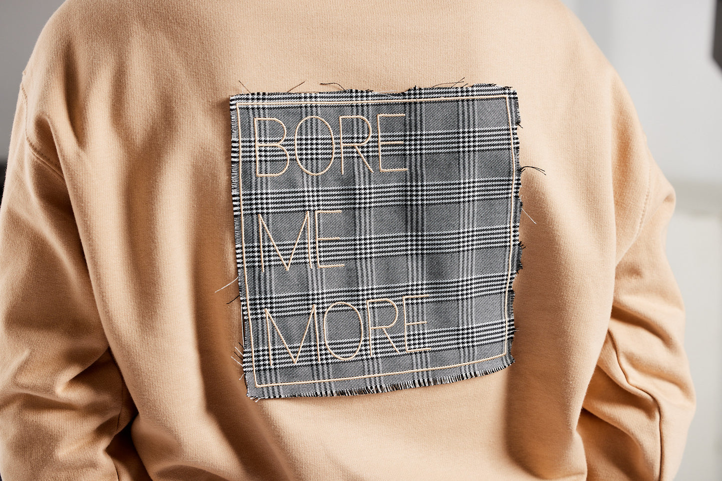 Sweatshirt White Nude / BORE ME MORE