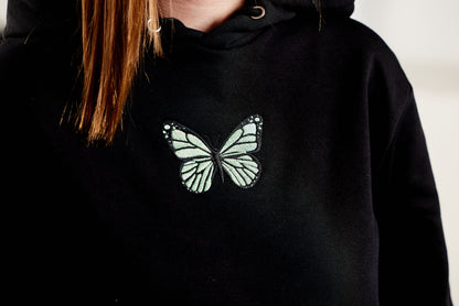 Sweat streetwear brodé édition limitée - BUTTERFLY / LACOLAB